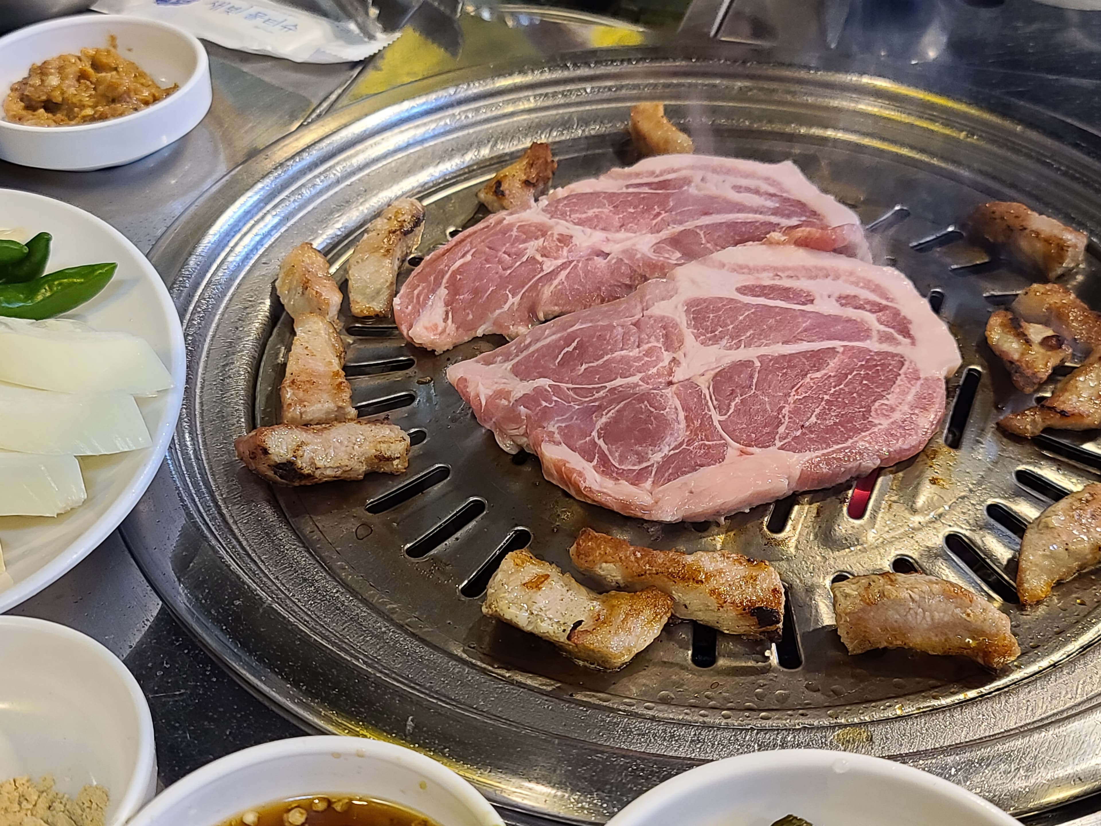 꽃목살 메뉴 사진